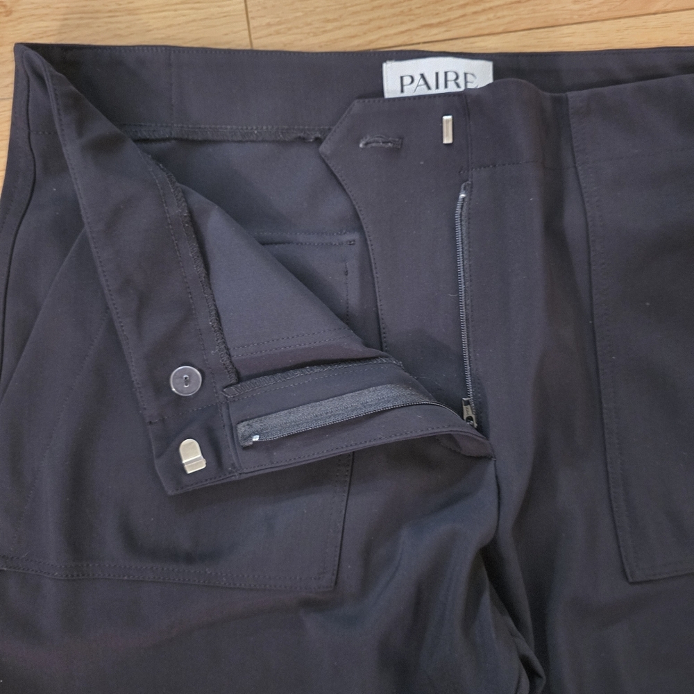 PAIRE Black Joggers- L - Picture 6 of 12